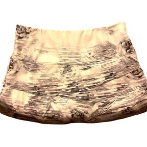 Lucky in Love Gray and White Patterned Skort -S gray white , polyester spandex